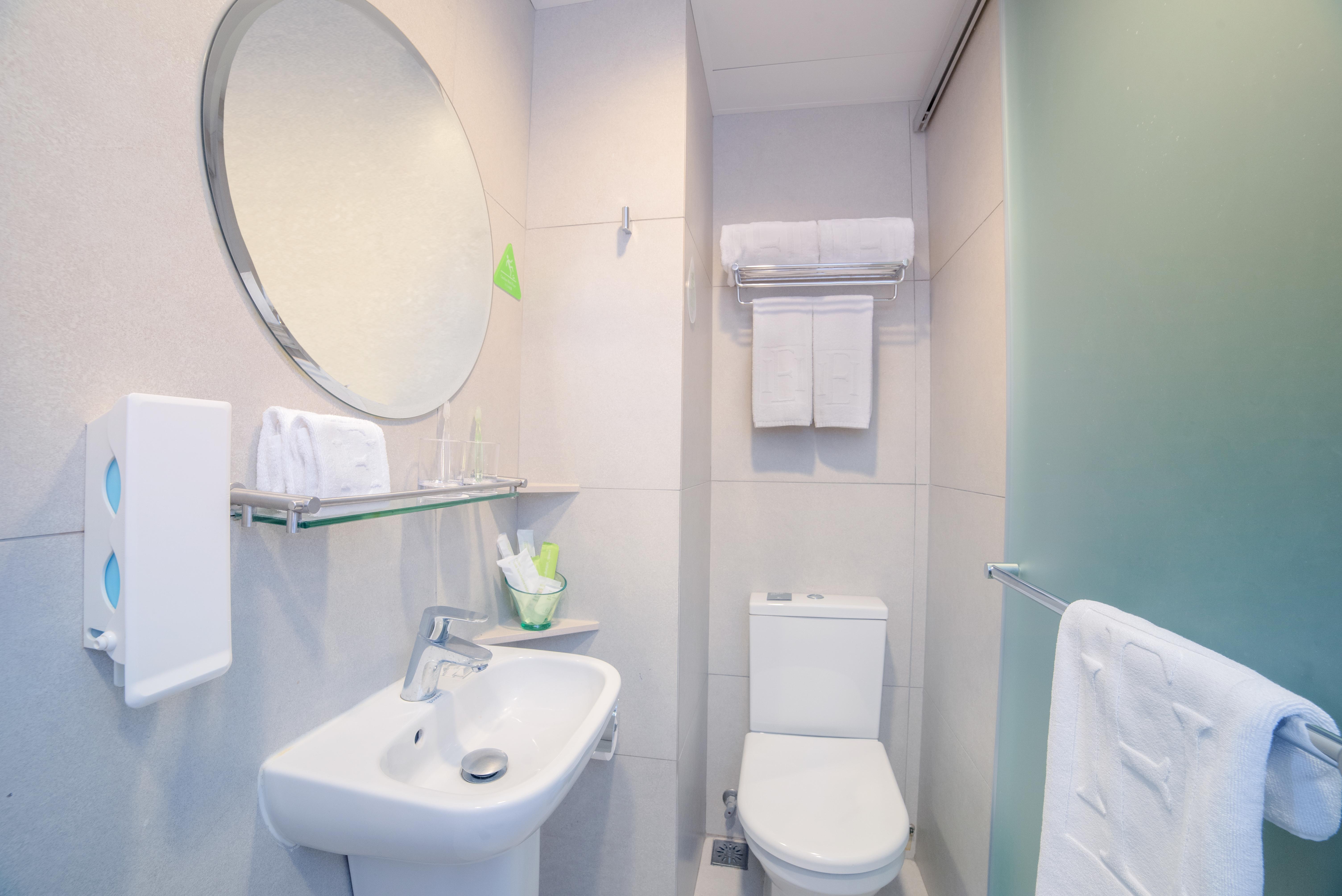 Ease Mong Kok Hotel 4*