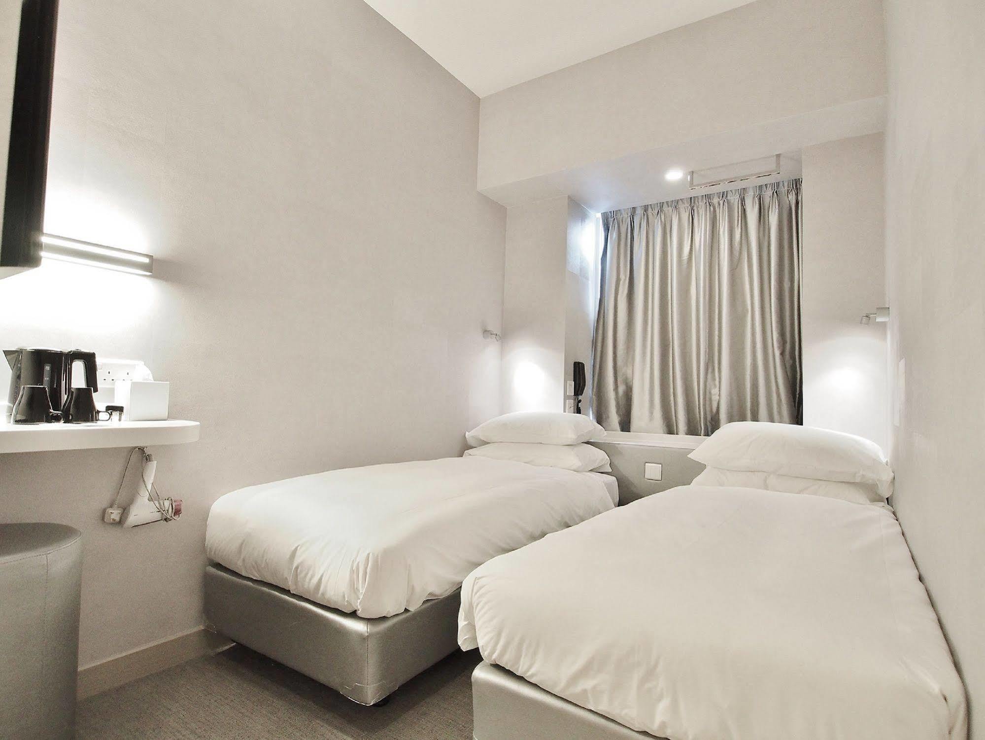 Hotel Ease Mong Kok