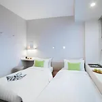 Hotel Ease Mong Kok
