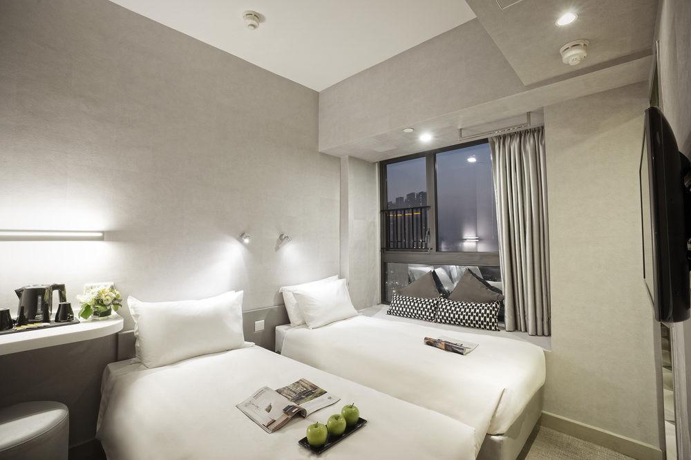 Hotel Ease Mong Kok