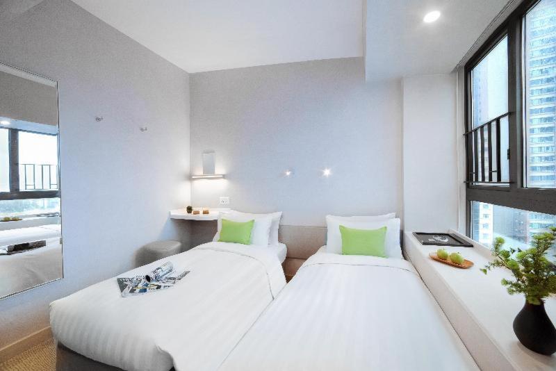 Hotel Ease Mong Kok 4*