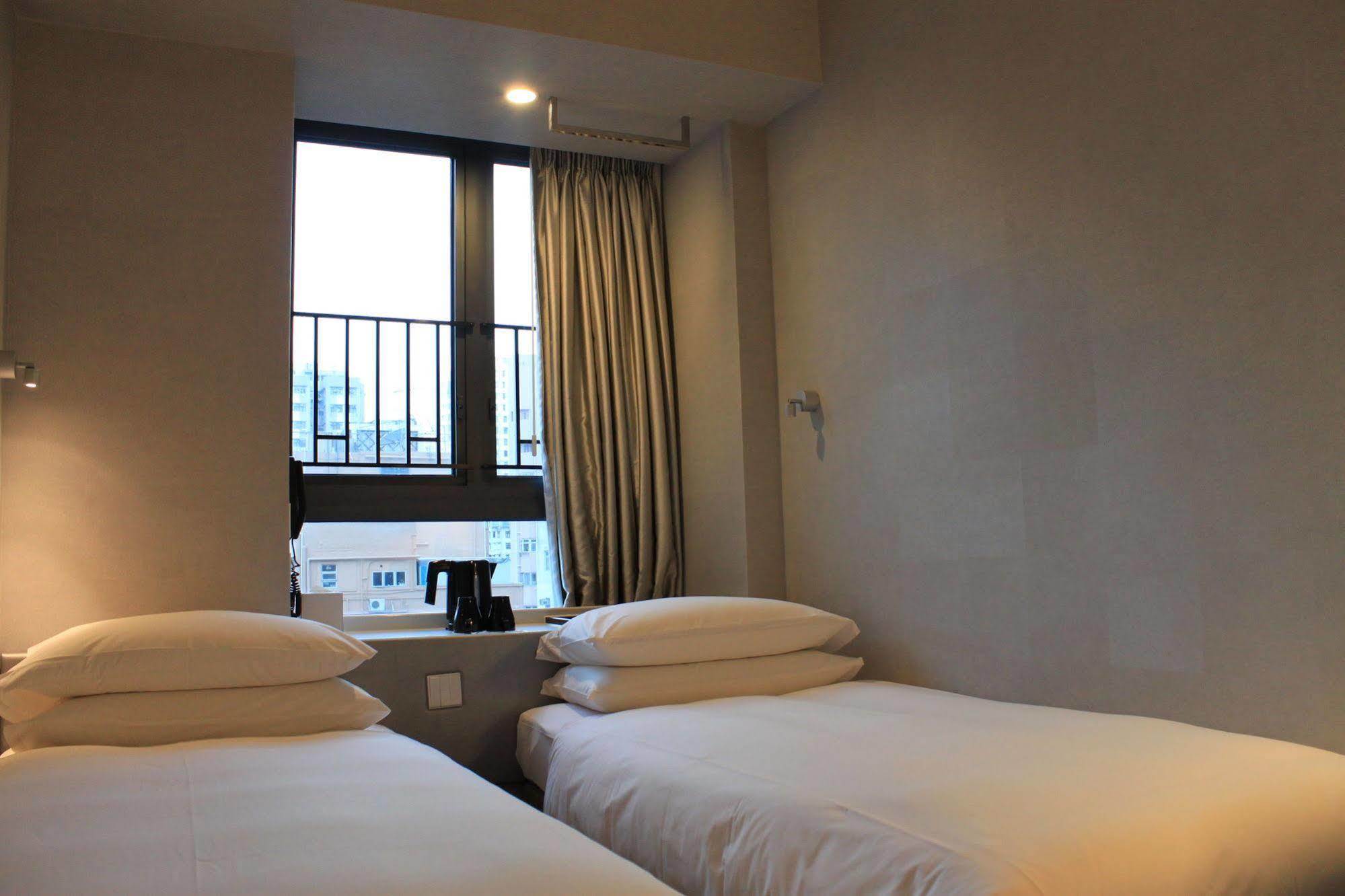 Ease Mong Kok 4* Hong Kong