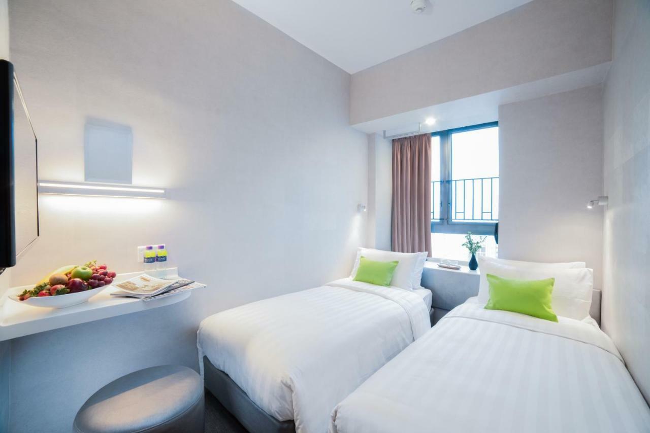 Ease Mong Kok Hotel 4*