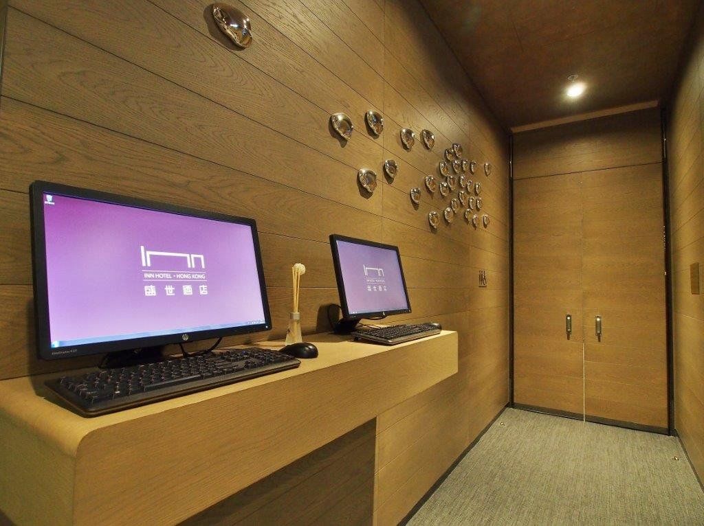 Hotel Ease Mong Kok 4*